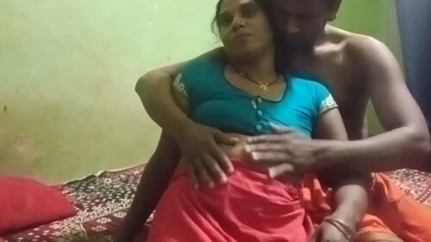 Desi Bhabhi Fucking with Hubby Both Enjoyed it a Lot