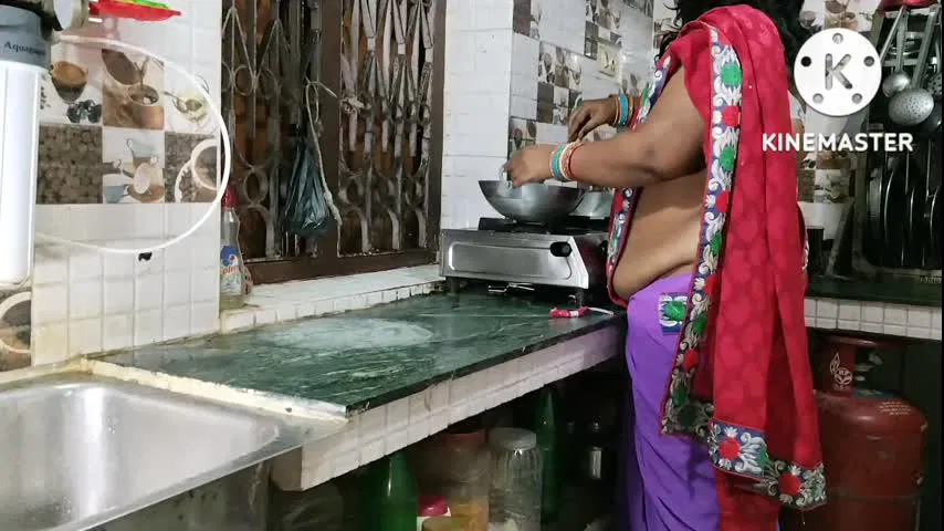 I Left Payal Bhabhi in the Kitchen and Took Her off