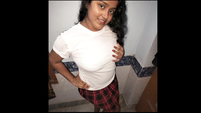 Indian School Girl 18+ Viral Sex Video Clip – Hardcore Anal First Time in Rough Doggy Style with Big Fat Ass and Screaming