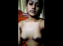 Beautiful GF Showing And Fingering