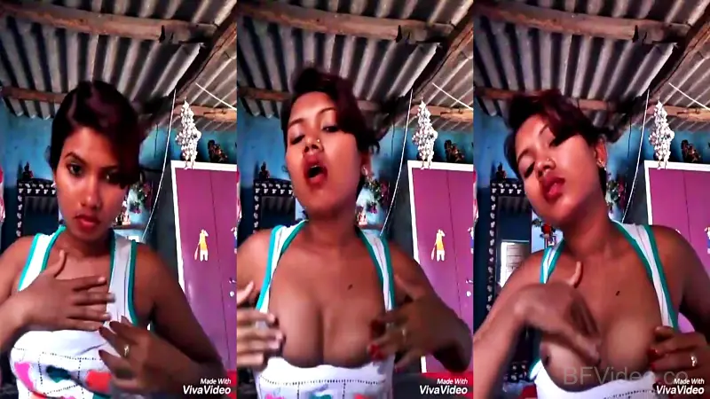 Sexy Bhojpuri Boob Show Solo Selfie Video