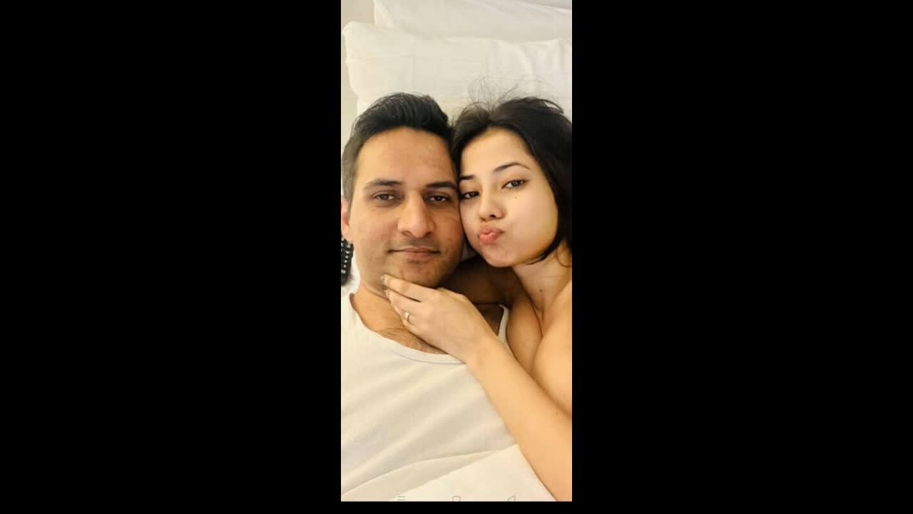 Beautiful Sexy Horny Gf Blowjob And Fucking