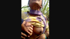 Girlfriend Showing Her Sexy Boobs And Pussy In Outdoor Field