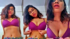 19 Years Hot Pink Bra Girl